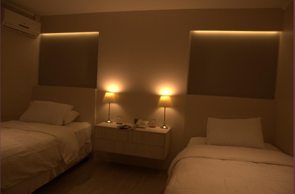 Hotel Puerto De Vega Vallenar Bagian luar foto